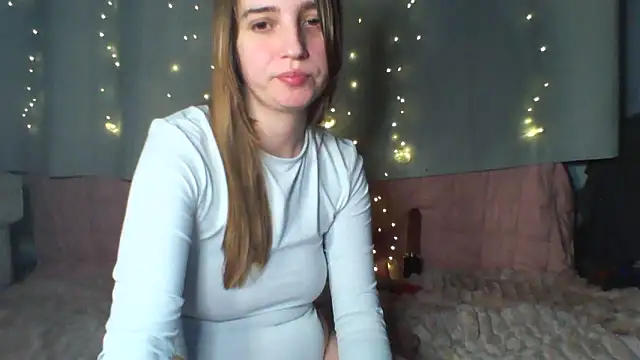 Snapshot of EvieRoseex chatting on 5, 4, 2026 EvieRoseex online show from 5, 4, 2026