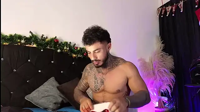 Snapshot of john_cartter1 chatting on 14, 11, 2025 john cartter1 online show from 14, 11, 2025