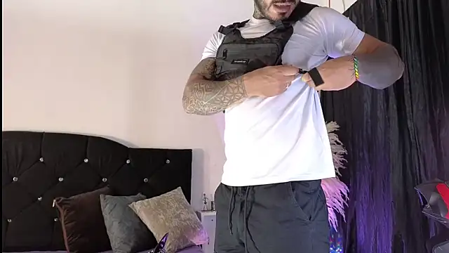 Snapshot of john_cartter1 chatting on 30, 10, 2025 john cartter1 online show from 30, 10, 2025