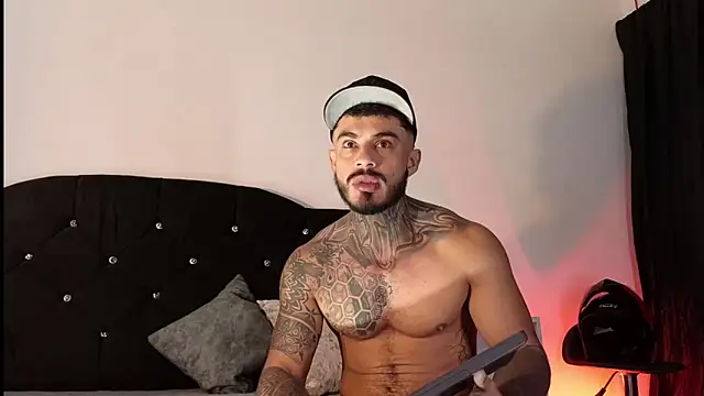 Snapshot of john_cartter1 chatting on 18, 10, 2025 john cartter1 online show from 18, 10, 2025