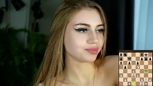 Sandy-the-Squirrel online show from 5, 12, 2024