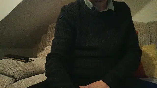 Snapshot of mr_english50 chatting on 28, 10, 2025 mr english50 online show from 28, 10, 2025