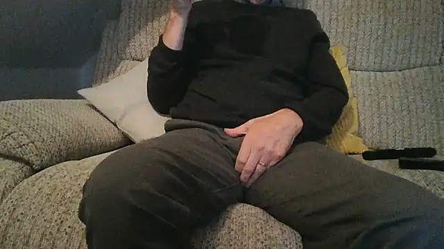 Snapshot of mr_english50 chatting on 12, 11, 2025 mr english50 online show from 12, 11, 2025