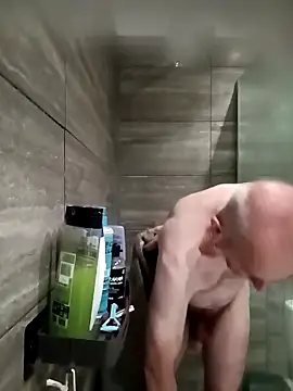 Snapshot of mr_english50 chatting on 10, 10, 2025 mr english50 online show from 10, 10, 2025