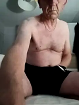 Snapshot of mr_english50 chatting on 31, 10, 2025 mr english50 online show from 31, 10, 2025