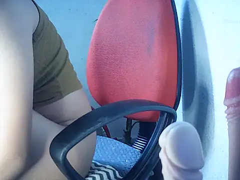 Haralushiaaax online show from 6, 11, 2025