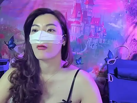 Sugar lipsz online show from 6, 10, 2025