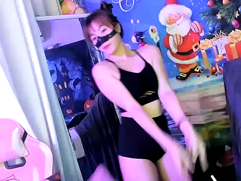 Sugar lipsz online show from 6, 1, 2025