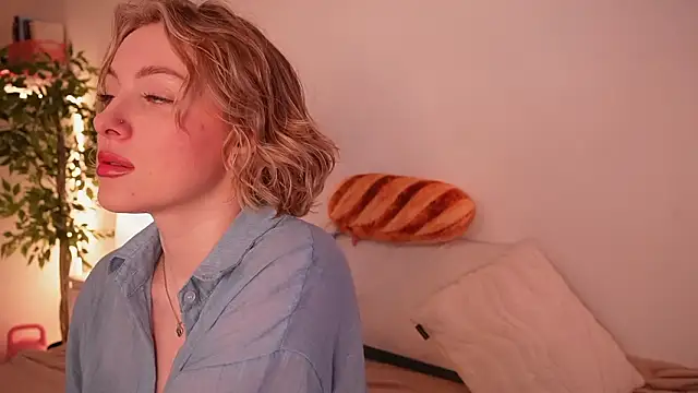 kris69kiss online show from 13, 3, 2026