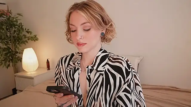 kris69kiss online show from 8, 4, 2026