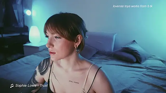 kris69kiss online show from 9, 11, 2025