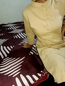 Riyagupta1996 online show from 31, 1, 2025