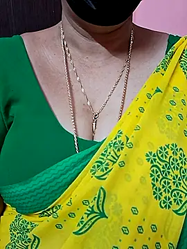 ananya956 online show from 4, 12, 2025