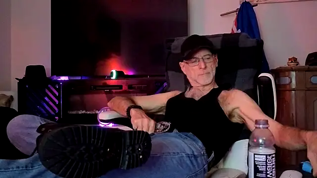 Towndude123 online show from 9, 4, 2026