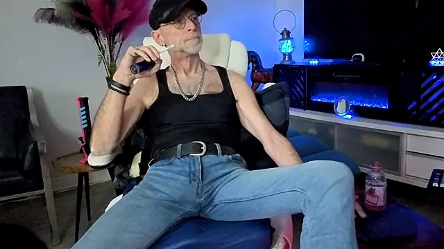 Towndude123 online show from 31, 5, 2026
