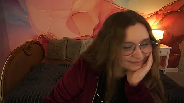 MagicPeachh  online show from 11, 11, 2025