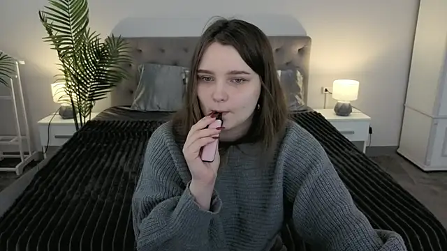 MagicPeachh  online show from 23, 3, 2026