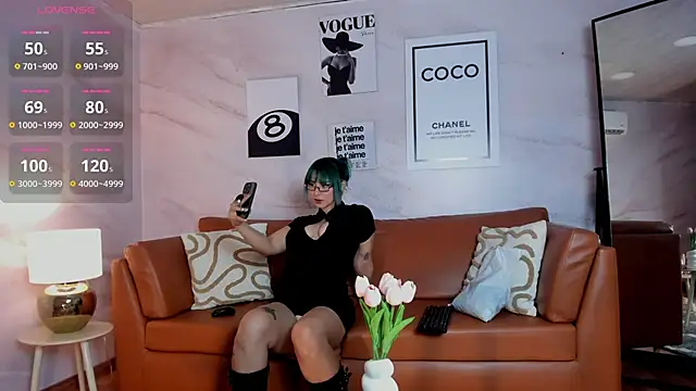 Ramona Flower online show from 26, 11, 2025