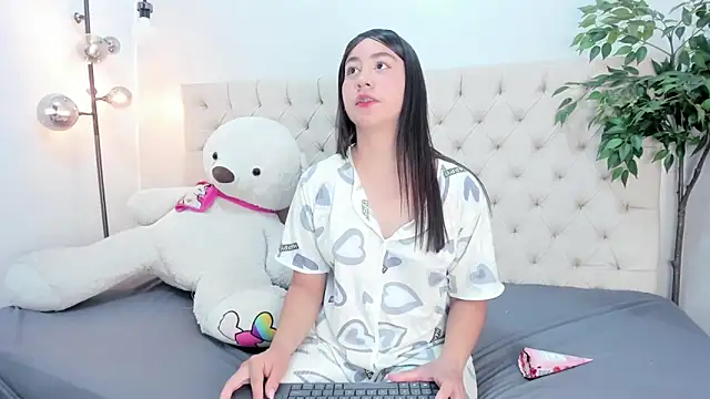 Victoria Coleman online show from 3, 3, 2026