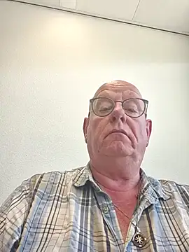 andrejoyfull64 online show from 1, 7, 2026