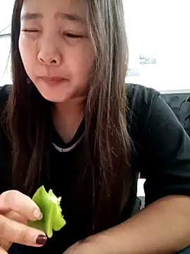 Snapshot of Kute_sex18 chatting on 2, 1, 2025 Kute sex18 online show from 2, 1, 2025