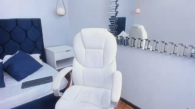 HARLEYJOHNSSON online show from 2, 3, 2025