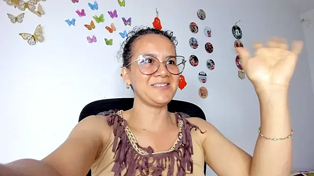 audrey lawrence online show from 21, 10, 2025