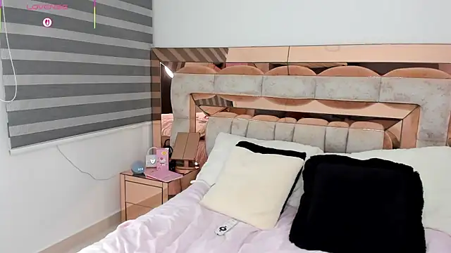 CamiiLovers online show from 8, 11, 2025