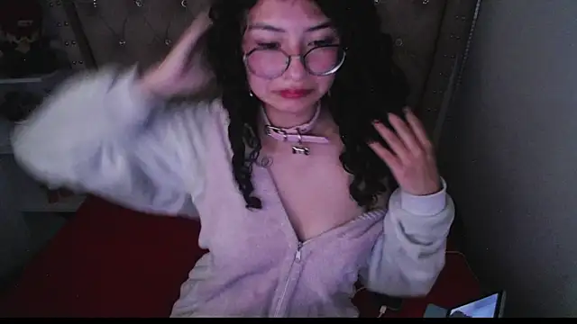 CherieCurl online show from 10, 11, 2025