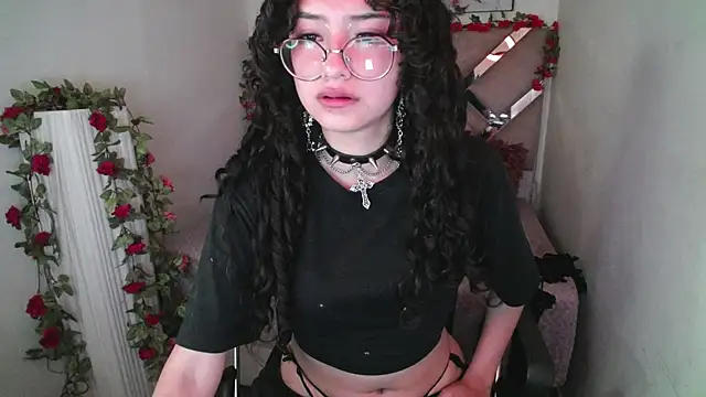 CherieCurl online show from 7, 4, 2026