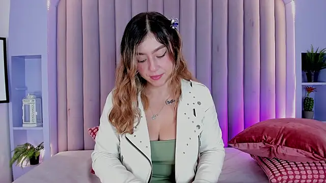 Snapshot of LilithSmith_ chatting on 7, 11, 2025 LilithSmith online show from 7, 11, 2025