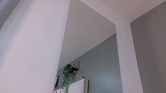 Snapshot of LilithSmith_ chatting on 21, 10, 2025 LilithSmith online show from 21, 10, 2025