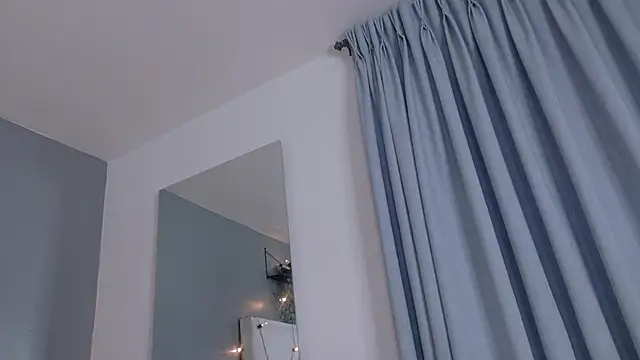 LilithSmith  online show from 15, 12, 2025