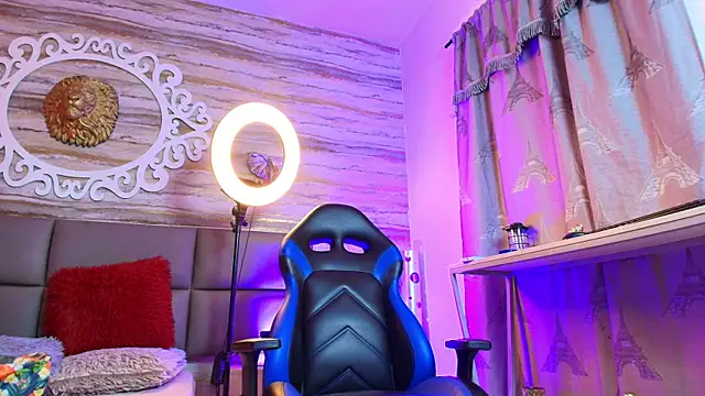 Bella salvatore online show from 18, 9, 2025