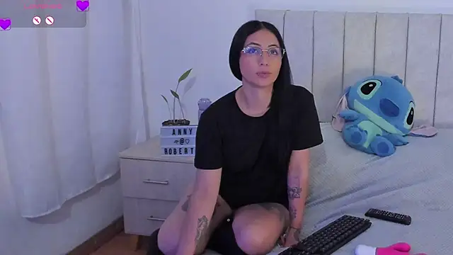 anny roberts online show from 30, 11, 2025