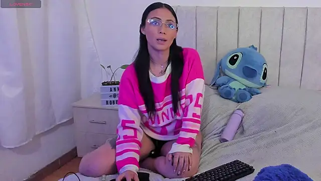 anny roberts online show from 21, 12, 2025