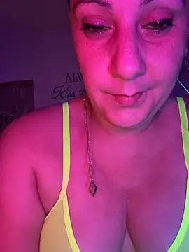 DeeLight124 online show from 12, 4, 2026