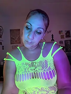 Snapshot of DeeLight124 chatting on 11, 7, 2026 DeeLight124 online show from 11, 7, 2026