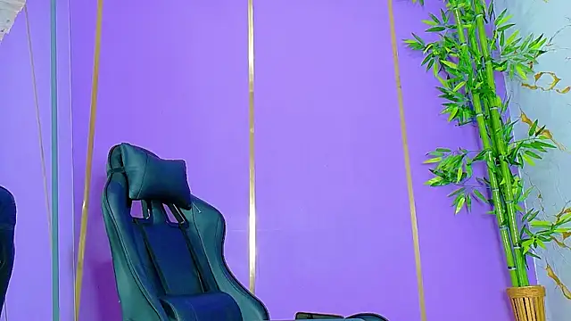 scarlet-jonesx online show from 13, 10, 2025