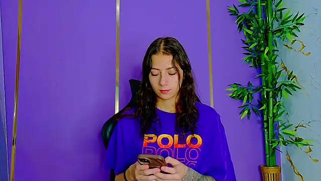 scarlet-jonesx online show from 28, 9, 2025