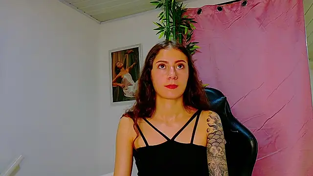 scarlet-jonesx online show from 13, 4, 2026