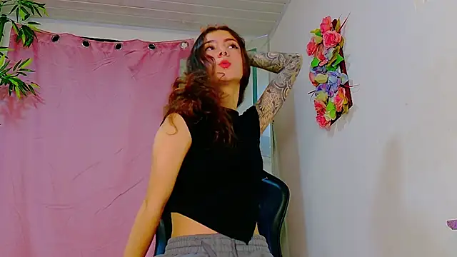 scarlet-jonesx online show from 30, 4, 2026