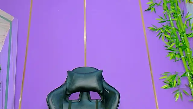 scarlet-jonesx online show from 4, 11, 2025