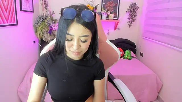 Snapshot of Starliee__ chatting on 18, 9, 2025 Starliee online show from 18, 9, 2025