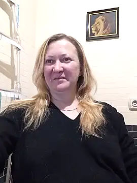 blondyaguar online show from 14, 11, 2025