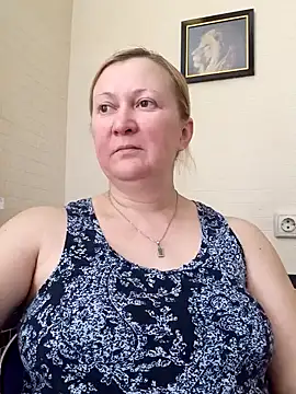 blondyaguar online show from 6, 12, 2024