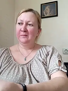 blondyaguar online show from 2, 12, 2024