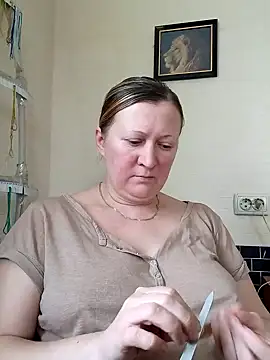 blondyaguar online show from 28, 11, 2025