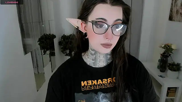 Dixi Pixi  online show from 9, 10, 2025