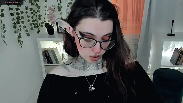 Dixi Pixi  online show from 14, 12, 2025